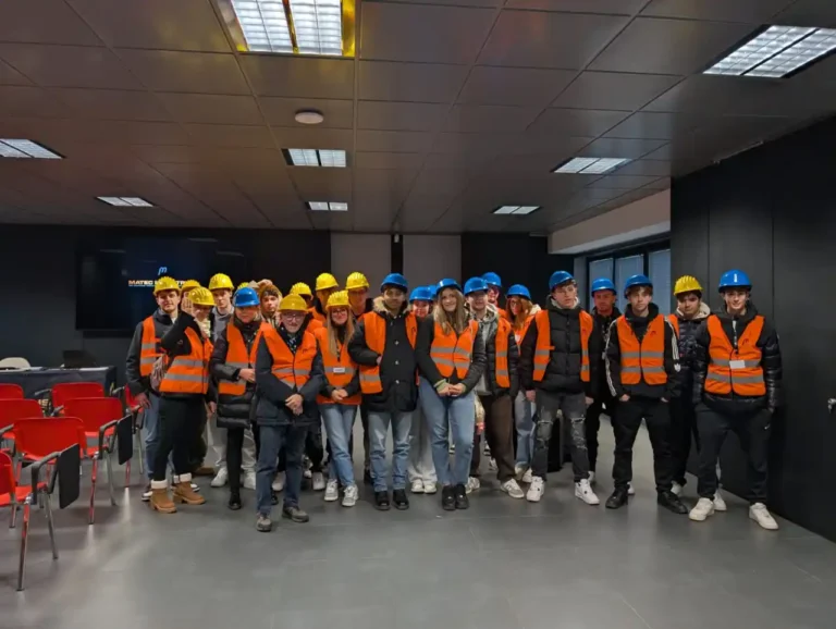 Studenti dell’Istituto Pacinotti Belmesseri in visita  allo stabilimento MATEC di Mulazzo - belmesseri, matec