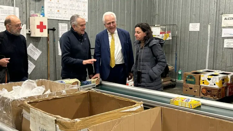 "Spesa per tutti", inizia una nuova fase del progetto per aiutare famiglie in difficoltà - povertà, regione