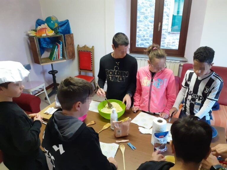 Cucina, riciclo, carta: al via i nuovi laboratori promossi al Centro Icaro di Costamala di Licciana Nardi Cucina, riciclo, carta: al via i nuovi laboratori promossi al Centro Icaro di Costamala di Licciana Nardi - Centro Icaro, costamala