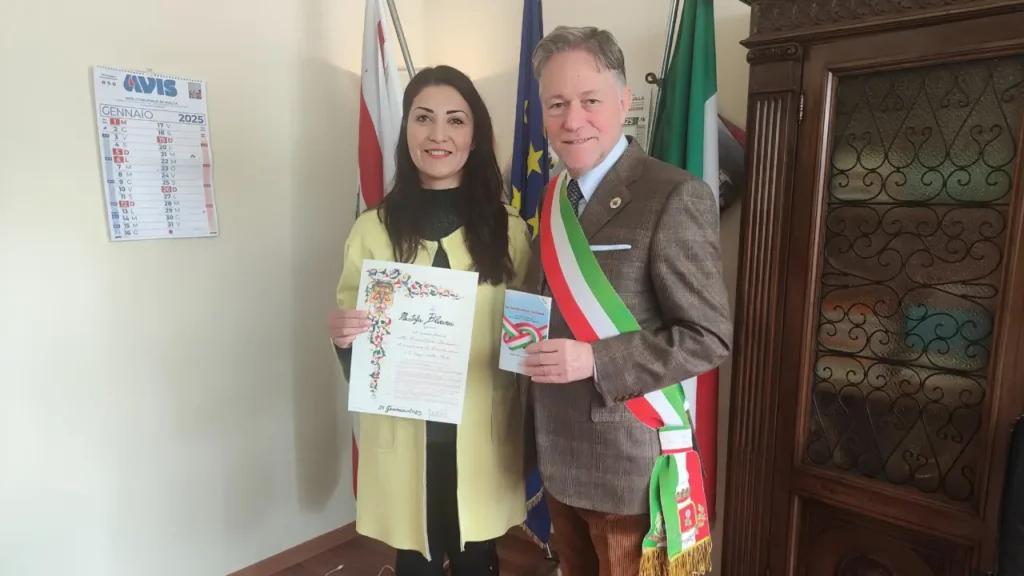 Aulla ha una nuova cittadina, cerimonia in comune Aulla ha una nuova cittadina, cerimonia in comune - Aulla, cittadinanza