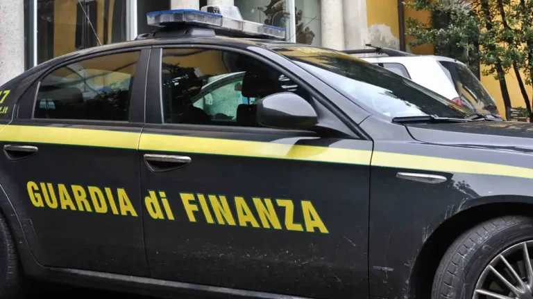 Camorra in Toscana: blitz antimafia sgomina clan criminale Camorra in Toscana: blitz antimafia sgomina clan criminale - camorra, crimine