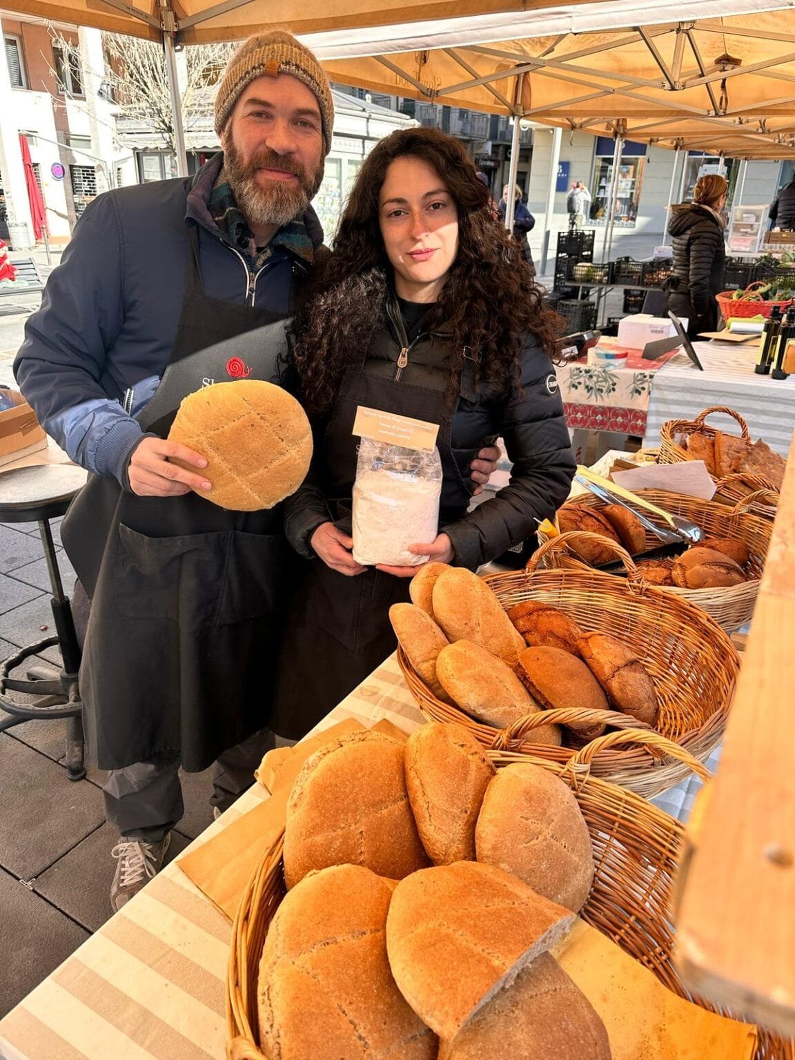Dalla collaborazione tra giovani produttori nasce il nuovo pane di grano antico di Lunigiana - Avanzi tre, grani antichi
