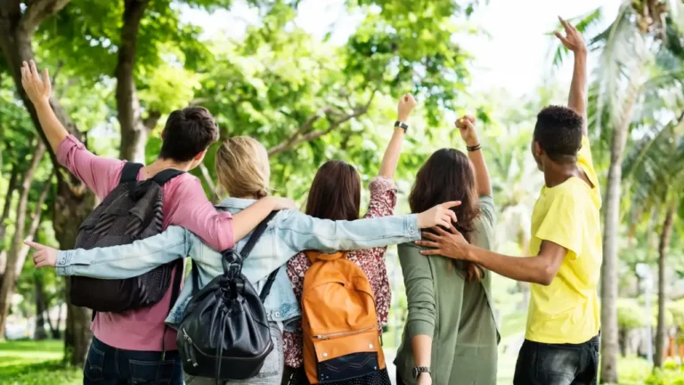 Online il primo bando del 2025: Fondazione Carispezia riparte dalla formazione all’estero degli studenti - carispezia, fondazione