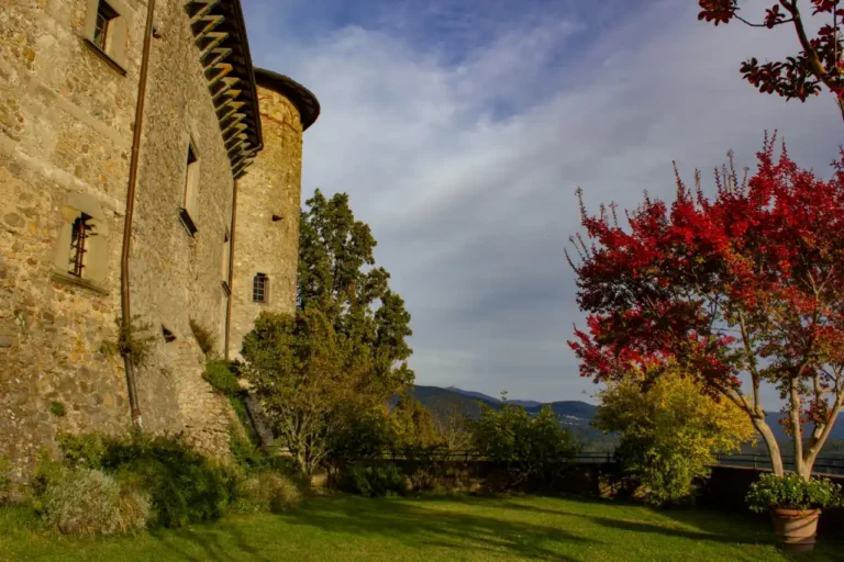 Riaprono per tutto il 2025 i Castelli della Valle del Taverone nel comune di Licciana - Lunigiana