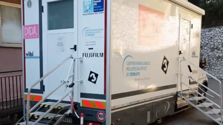 Massa Carrara: offerta di mammografie di screening potenziata per i residenti con l’arrivo in ospedale dell’unità mobile - donne, mammografie