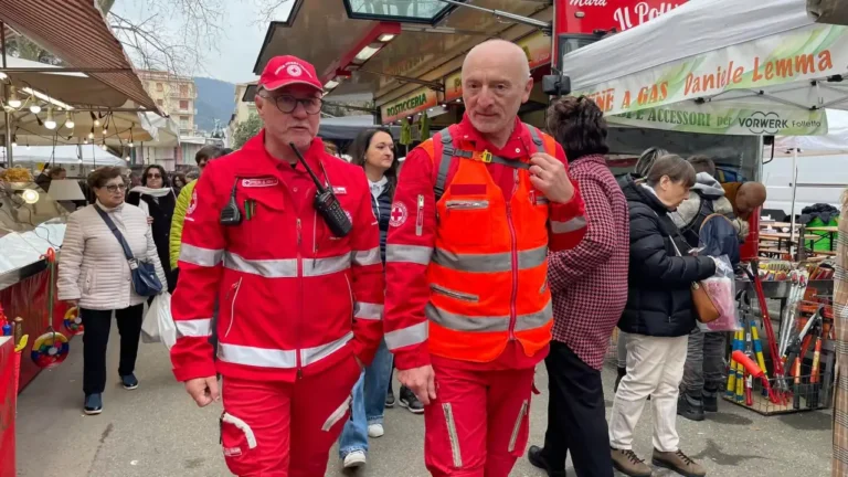 Alla Fiera con la Croce Rossa: squadre a piedi di soccorritori e un ambulatorio medico sempre attivo Alla Fiera con la Croce Rossa: squadre a piedi di soccorritori e un ambulatorio medico sempre attivo - croce rossa, Fiera