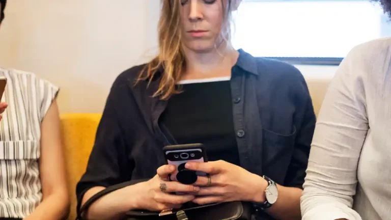 Cittadini in allerta a Serricciolo: nasce il gruppo Whatsapp per fermare i furti - furti, gruppo