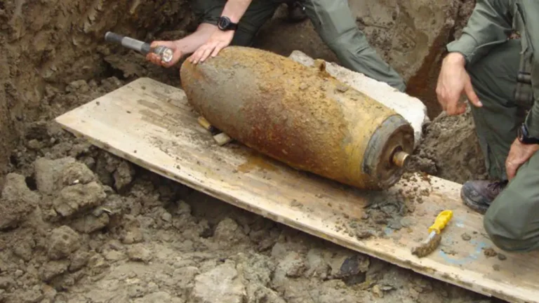 Fosdinovo, ritrovato ordigno bellico: evacuazione precauzionale in Via Fravizzola e Via Porredo Un ordigno bellico inesploso
