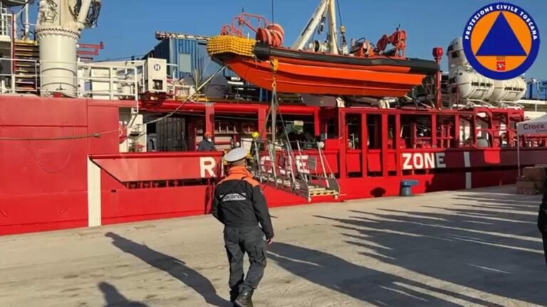 Sbarco Ocean Viking a Marina di Carrara: 126 migranti soccorsi nel Mediterraneo - carrara, ocean viking