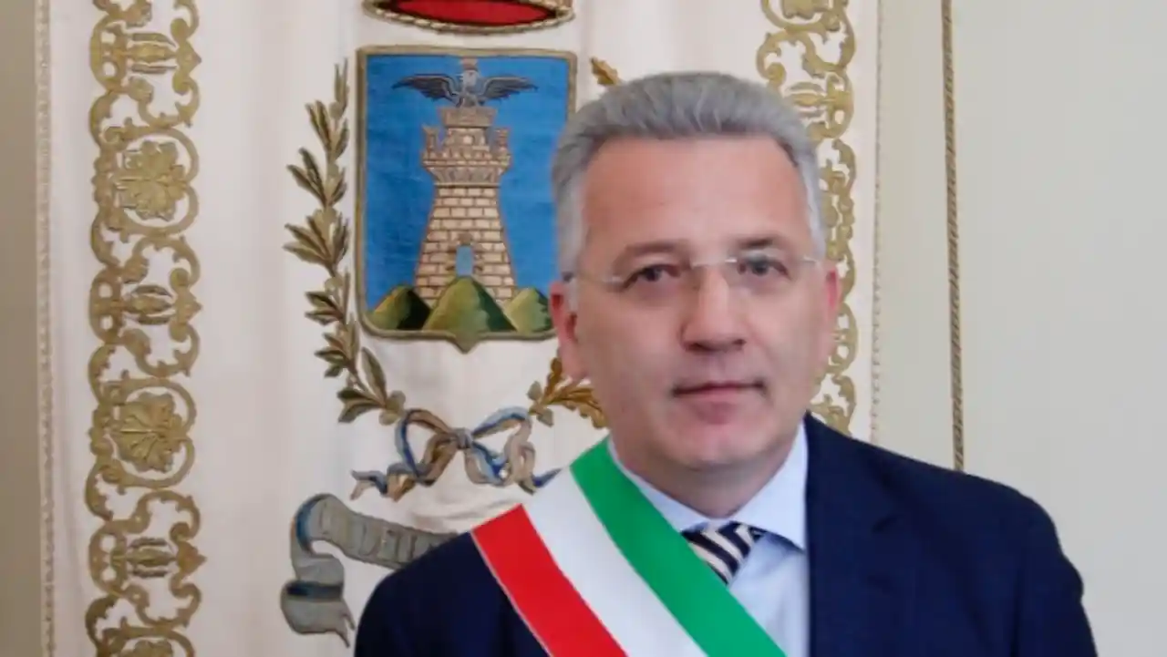 Il Sindaco della Spezia Peracchini parteciperà si schiera con la Resistenza - corteo, la spezia