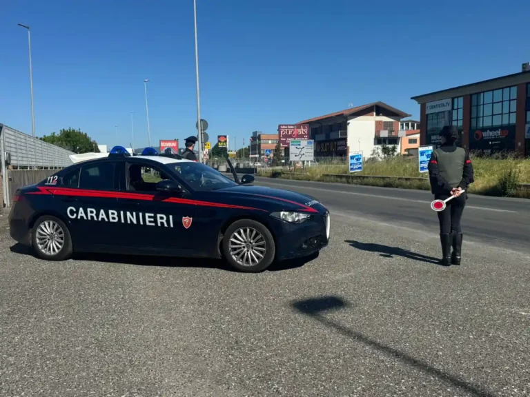 Arrestato un ragazzo di 19 anni a Sarzana per detenzione di droga - arresto, carabinieri