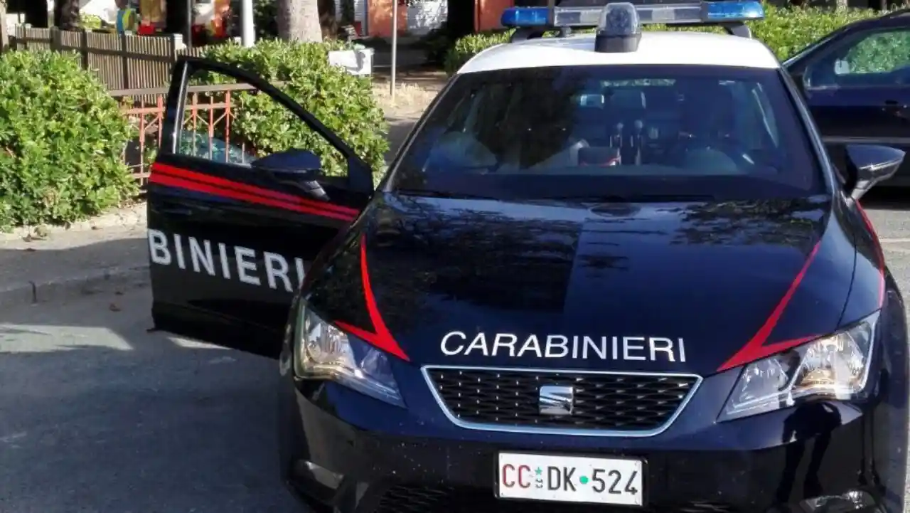 Pontremoli: arrestato 49enne per aggressione ai carabinieri nella stazione ferroviaria - arresto