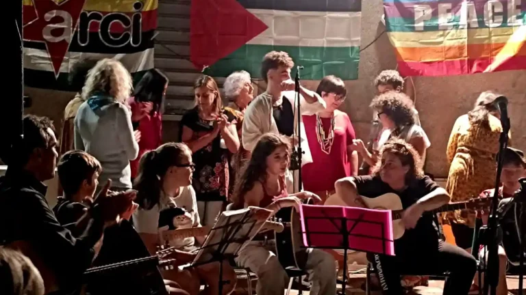 Aulla: i giardini pubblici diventano spazio per fare musica all’aperto - abreu, Arci