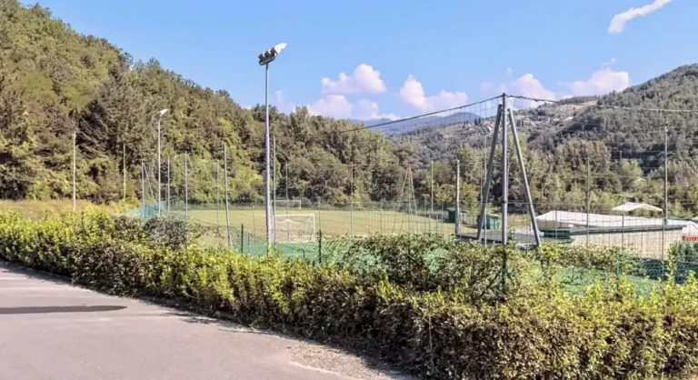 Campo sportivo di Gragnola, affidati i lavori - Campo sportivo, gragnola