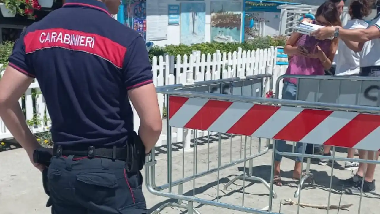 A Marinella c'è un nido di tartaruga Caretta Caretta - spiaggia