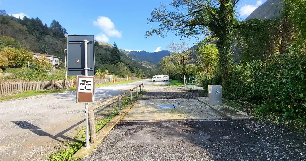 Fivizzano migliora ancora la area camper a Equi Terme - area camper, camper