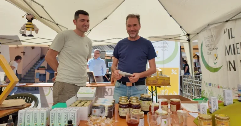 BancarelMiele a Mulazzo è la nuova festa del territorio di fine settembre - bancarelmiele, miele