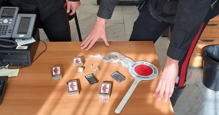 Arrestato 51enne ai domiciliari per detenzione di stupefacenti - arresto, droga