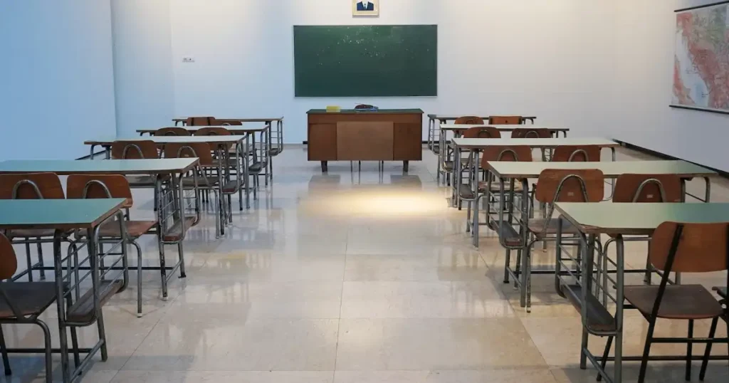 Stipendi non pagati ai lavoratori della scuola: l’appello urgente della Flc Cgil Stipendi non pagati ai lavoratori della scuola: l'appello urgente della Flc Cgil - ata, cgil