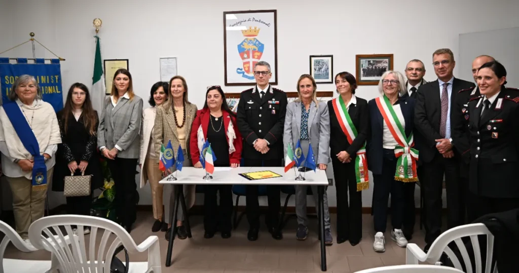 Inaugurata a Pontremoli una stanza per accogliere le vittime vulnerabili – Immagine dell'articolo Inaugurata a Pontremoli una stanza per accogliere le vittime vulnerabili - carabinieri, Pontremoli