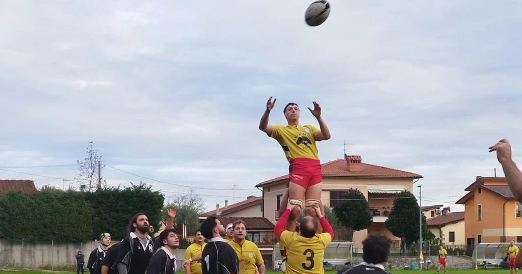 Lunigiana Farafulla fuori casa a Uzzano non riesce a battere i Corsari - lunigiana, rugby