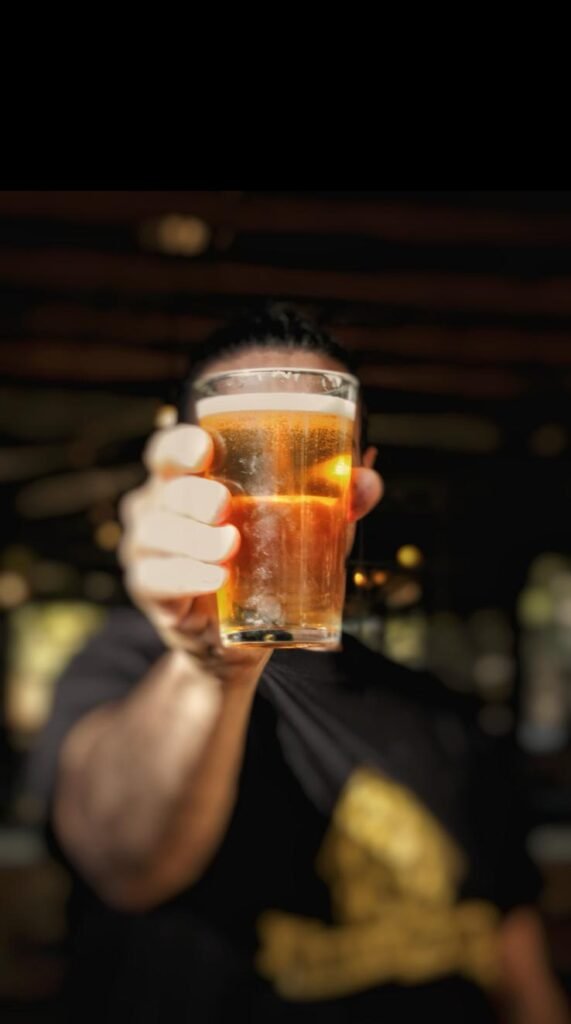 Musica, taglieri, birra, cocktail. La ricetta del Moro contro il “winter blues” (finalmente) Foto dai Live del Moro - Il nuovo evento del mese e del weekend