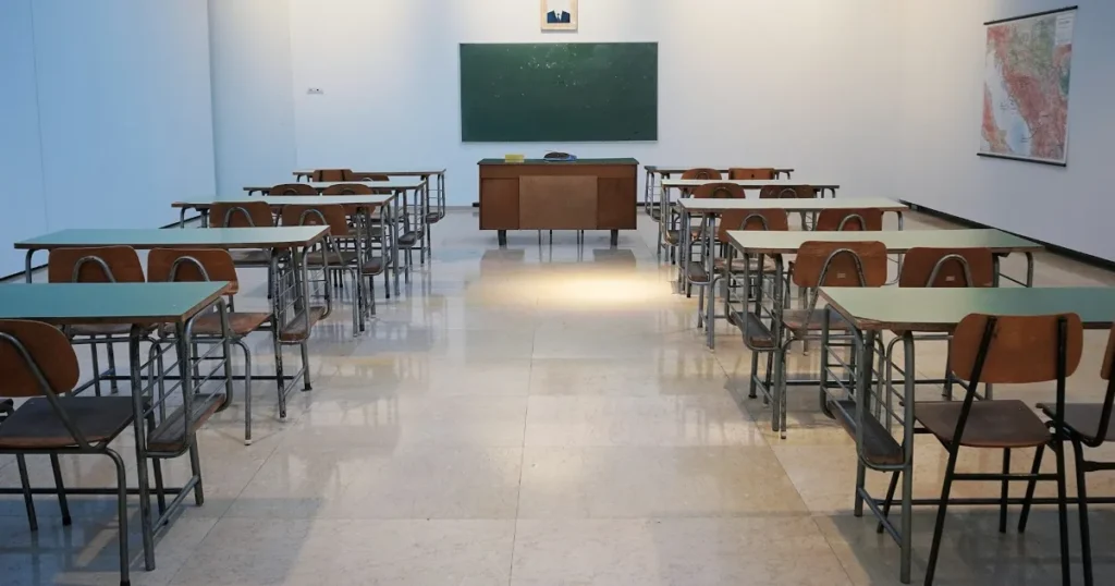 Accorpamenti scolastici, due sulla costa e nessuna decisione per la Lunigiana - accorpamenti, lunigiana