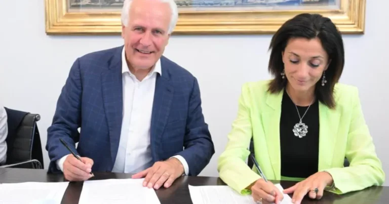 La patente ritirata alla fedelissima di Giani diventa un caso politico - giani, politica