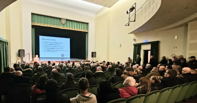 A Bagnone un incontro pubblico sulla tutela del Borgo e dei “piagnoni”, il comune però è assente - bagnone, borgo