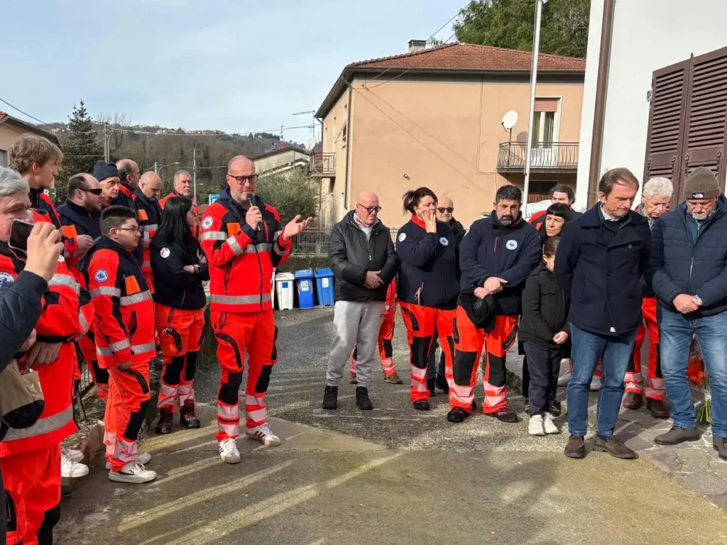 Inaugurata la nuova ambulanza per le emergenze nella Pubblica Assistenza Valle del Lucido - 118, ambulanza