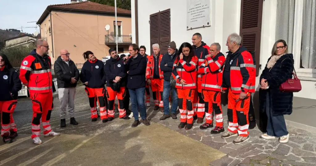 Inaugurata la nuova ambulanza per le emergenze nella Pubblica Assistenza Valle del Lucido - 118, ambulanza