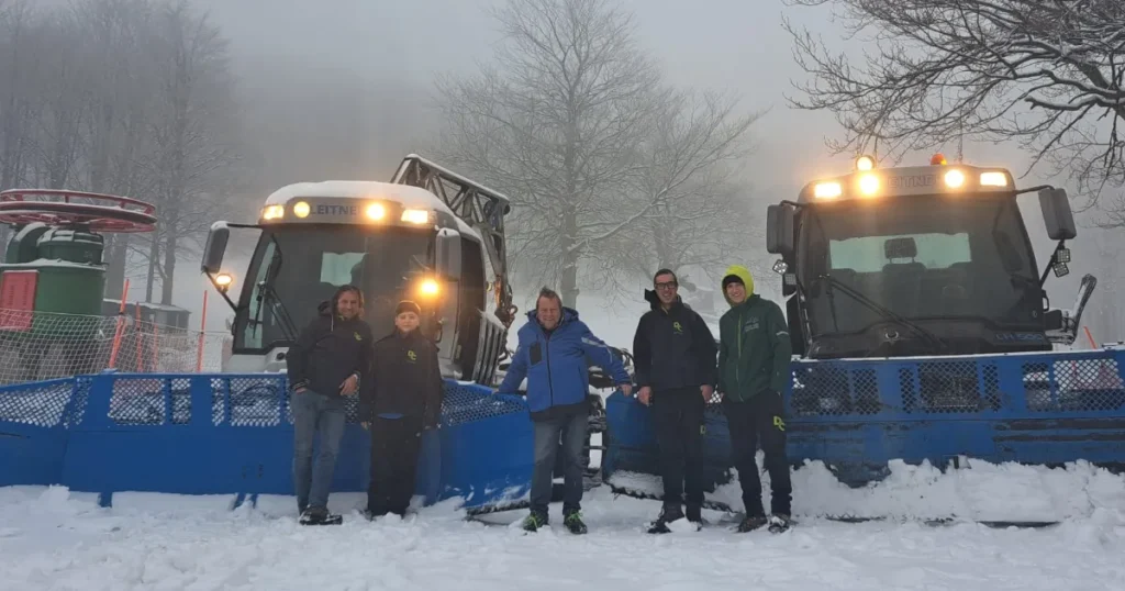 Nevica a Zum Zeri, si lavora sulle piste in attesa del week end - neve, piste