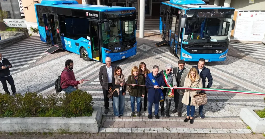 Nuovi autobus a Massa-Carrara: 24 mezzi per la Lunigiana e la Costa - autobus, lunigiana