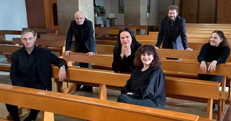 Il Gruppo Vocale Àrsi & Tèsi