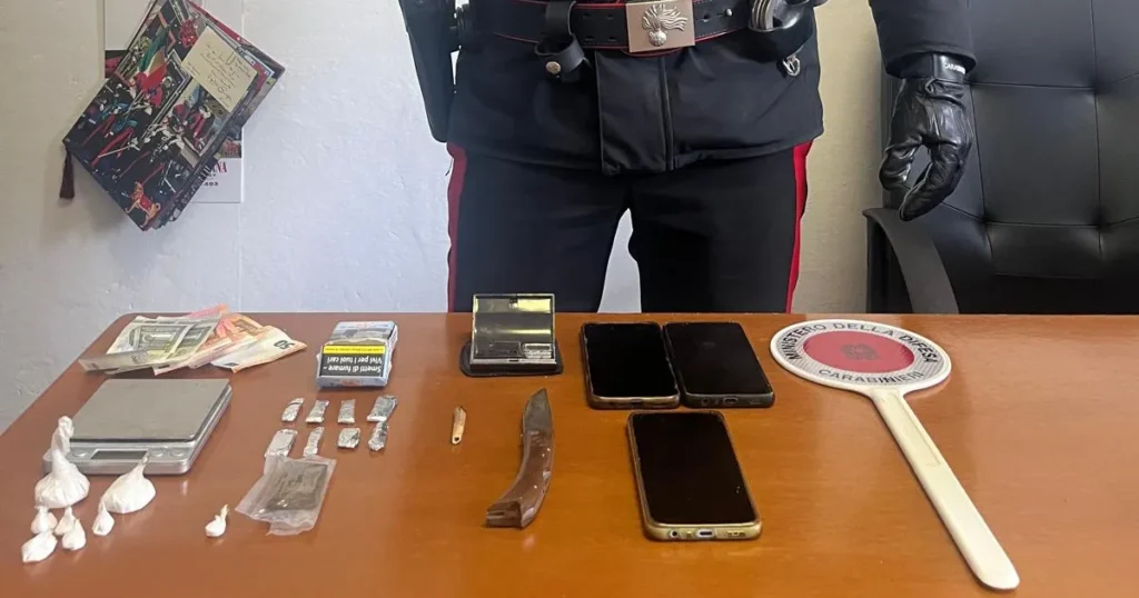 Spaccio di droga in Lunigiana: arrestata una coppia - arresto, droga