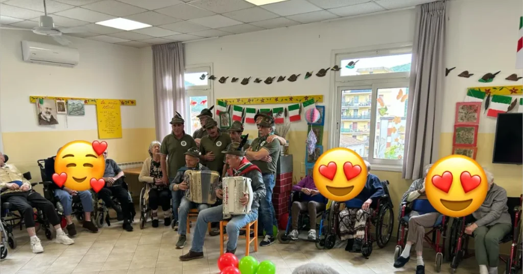 alpini in visita alla sanatrix di aulla