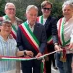Inaugurazione struttura Dopo di Noi a Quercia di Aulla, taglio del nastro con sindaco e famiglie