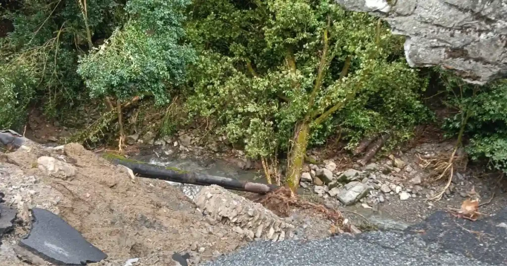 Frana Bagnone: condotta irrigua distrutta, 800 utenze senza acqua - bagnone, frana